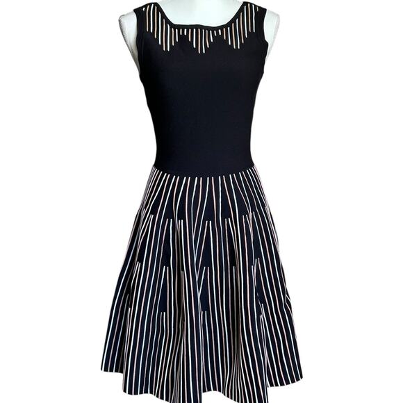 SANDRO Paris Sleeveless StretchKnit Geometric Stripe Fit Flare Black Dress-T1/XS - Picture 1 of 8